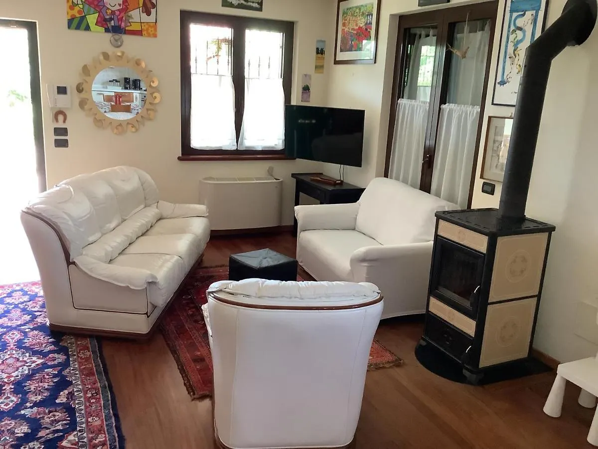 Casa vacanze Edyshome Peschiera del Garda Italia