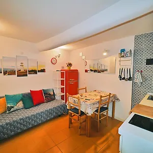 casa-del-pescatore-a-100m-dal-mare-011016-lt-0569.hotelitalianriviera.com/